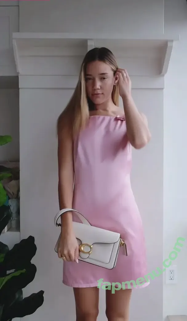 Olivia Ponton nude photo #4306 (olivia.ponton / olivia_ponton)