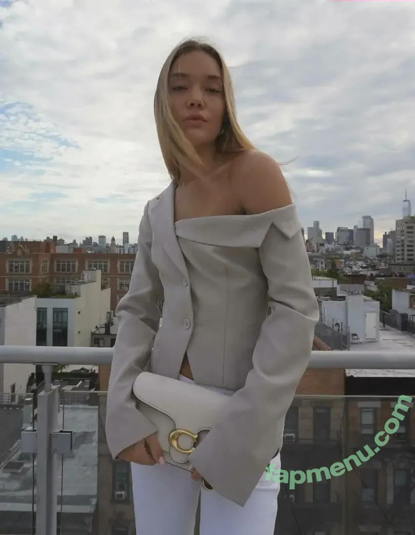 Olivia Ponton nude photo #4311 (olivia.ponton / olivia_ponton)