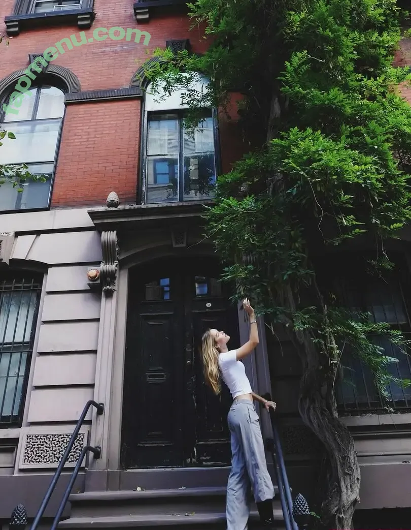 Olivia Ponton nude photo #4333 (olivia.ponton / olivia_ponton)