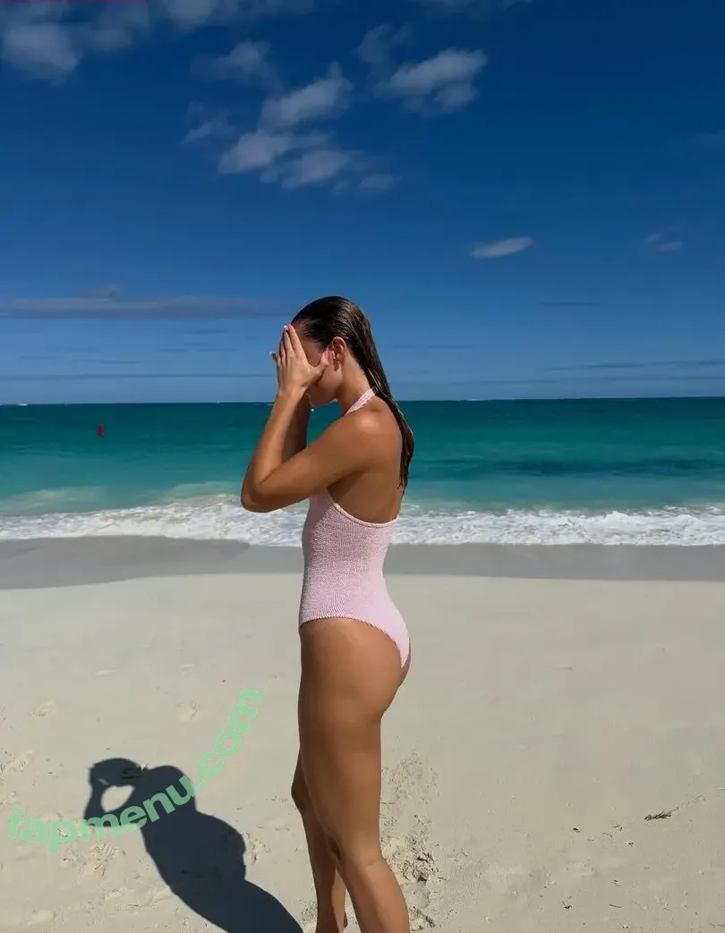 Olivia Ponton nude photo #4337 (olivia.ponton / olivia_ponton)