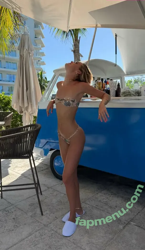 Olivia Ponton nude photo #4357 (olivia.ponton / olivia_ponton)