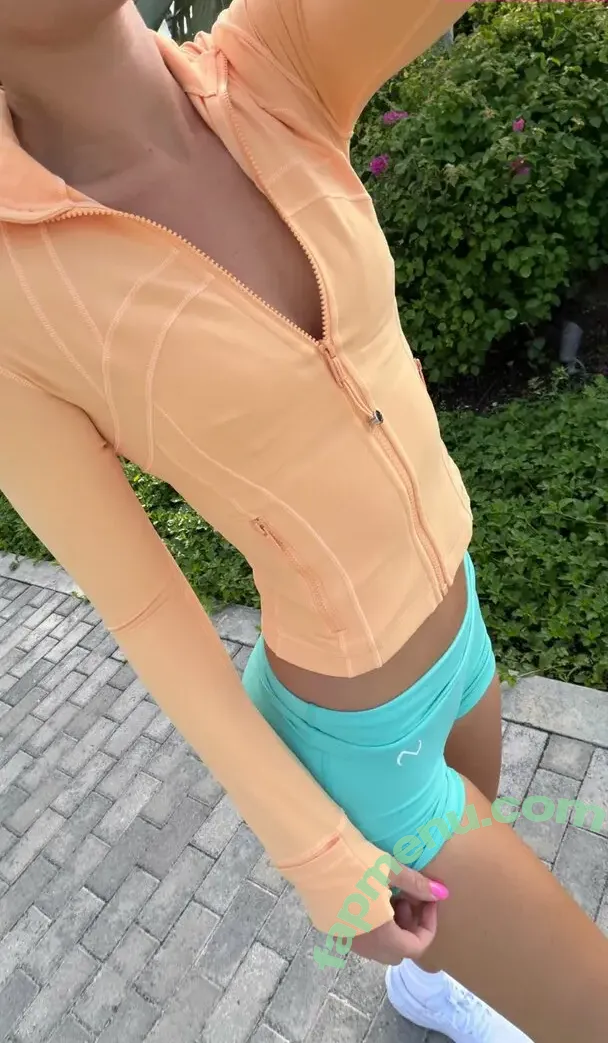 Olivia Ponton nude photo #4365 (olivia.ponton / olivia_ponton)