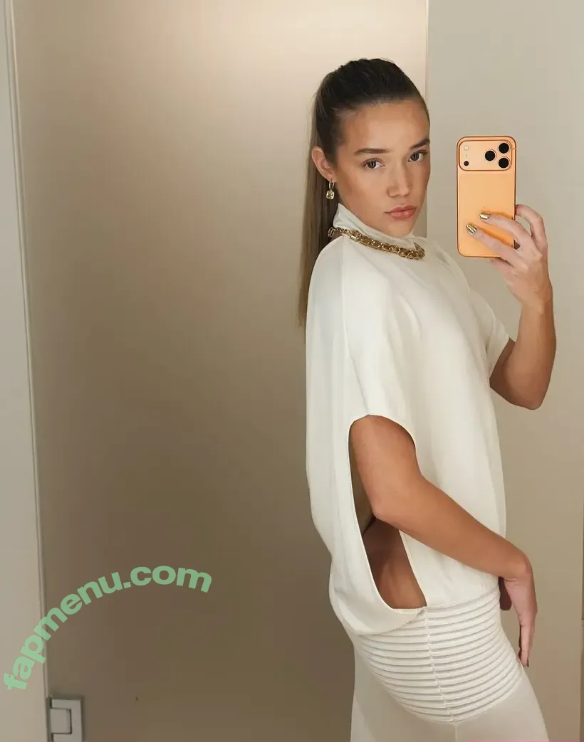 Olivia Ponton nude photo #4424 (olivia.ponton / olivia_ponton)