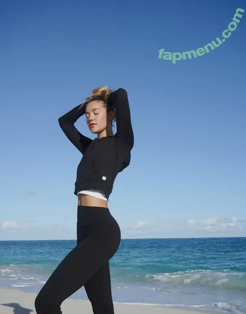 Olivia Ponton nude photo #4426 (olivia.ponton / olivia_ponton)