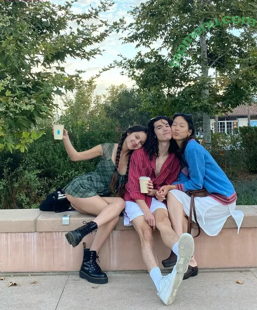 Olivia Rodrigo nude photo #0645 (oliviarodrigo)