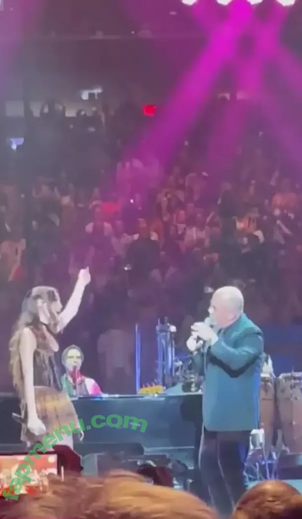 Olivia Rodrigo nude photo #0752 (oliviarodrigo)