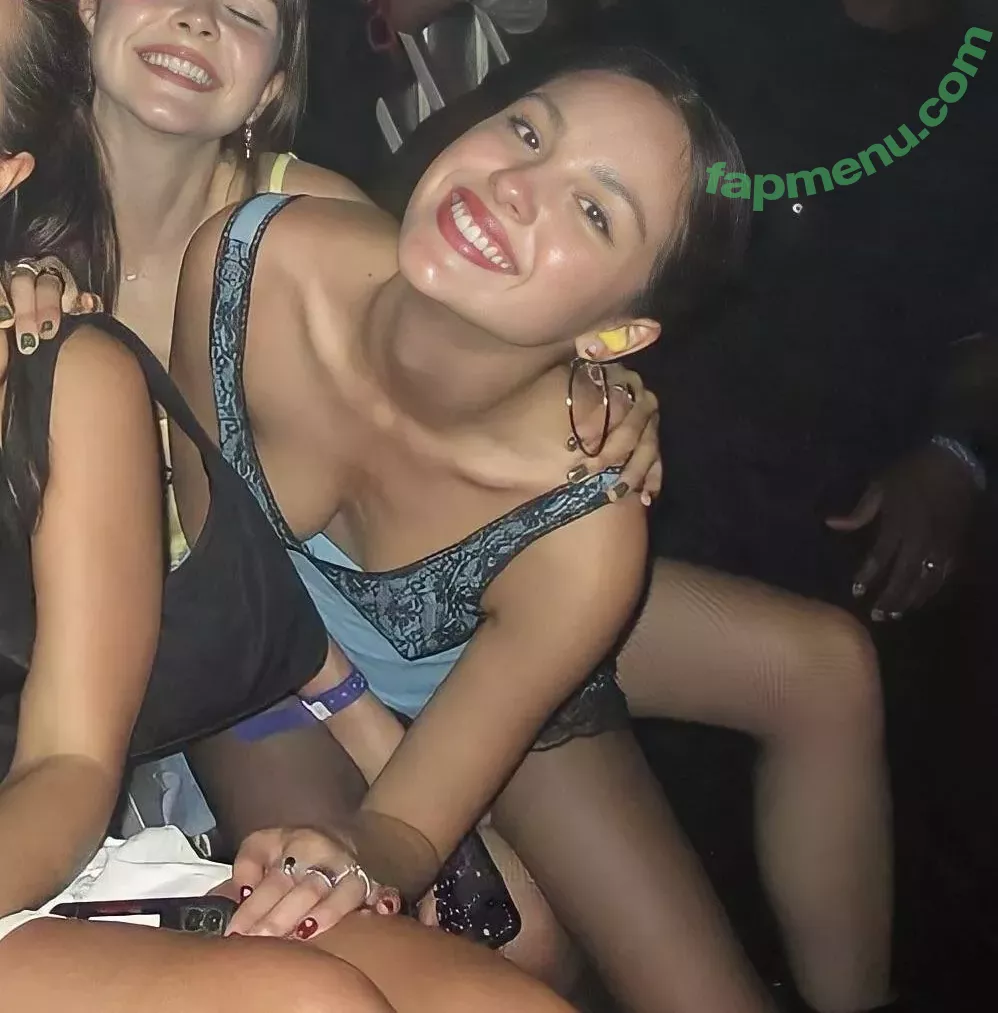 Olivia Rodrigo nude photo #0822 (oliviarodrigo)