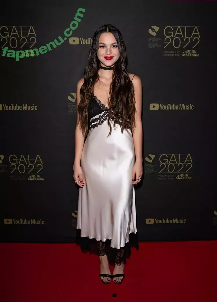 Olivia Rodrigo nude photo #0826 (oliviarodrigo)