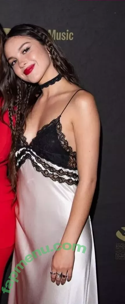 Olivia Rodrigo nude photo #0828 (oliviarodrigo)