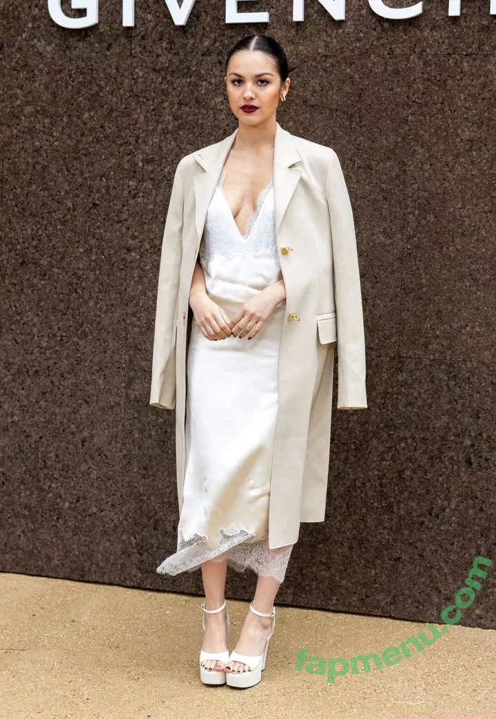 Olivia Rodrigo nude photo #0848 (oliviarodrigo)