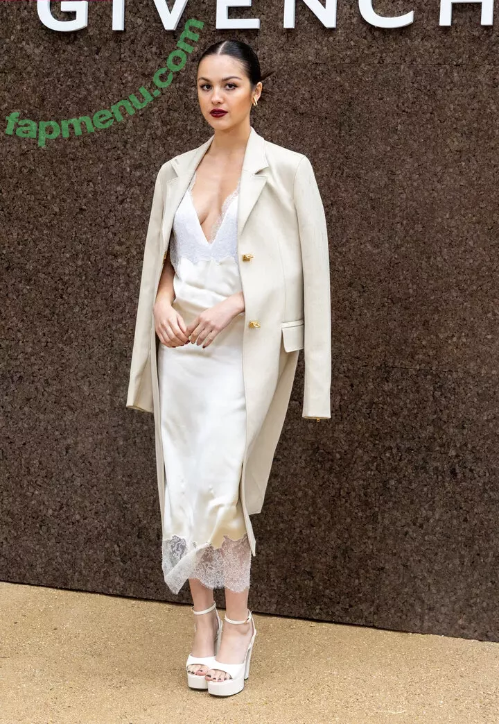 Olivia Rodrigo nude photo #0849 (oliviarodrigo)