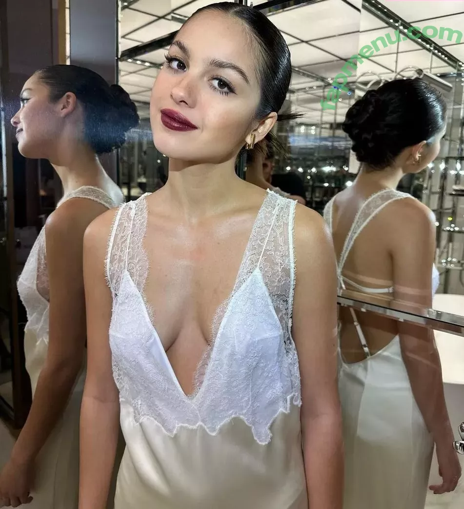 Olivia Rodrigo nude photo #0864 (oliviarodrigo)