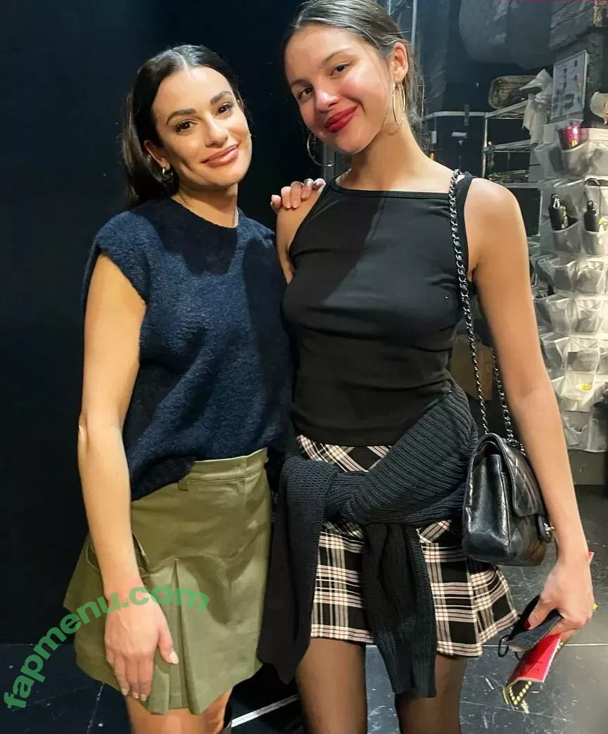 Olivia Rodrigo nude photo #0877 (oliviarodrigo)