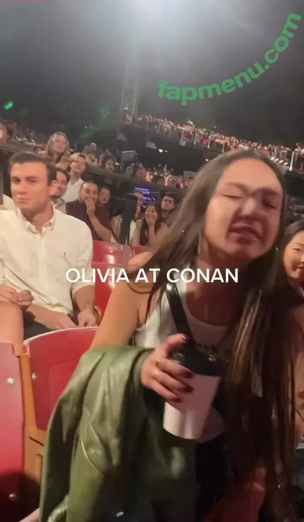 Olivia Rodrigo nude photo #0886 (oliviarodrigo)