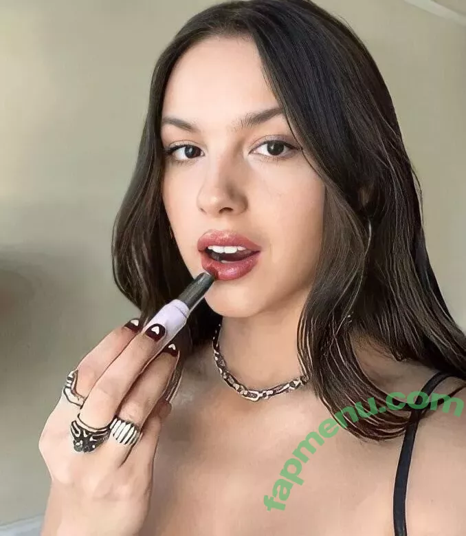 Olivia Rodrigo nude photo #0889 (oliviarodrigo)