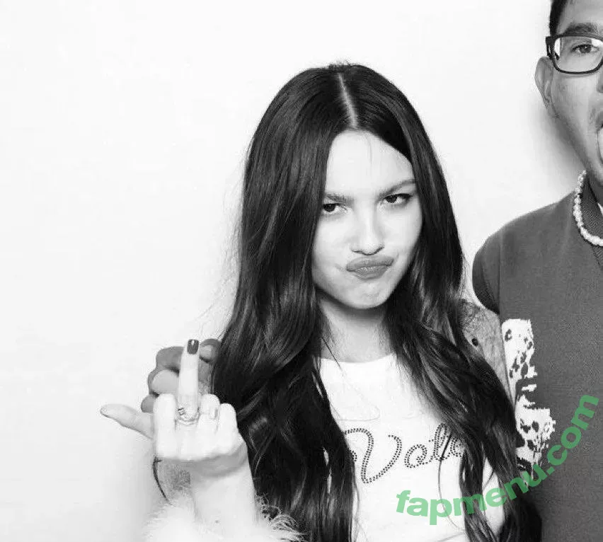 Olivia Rodrigo nude photo #0898 (oliviarodrigo)