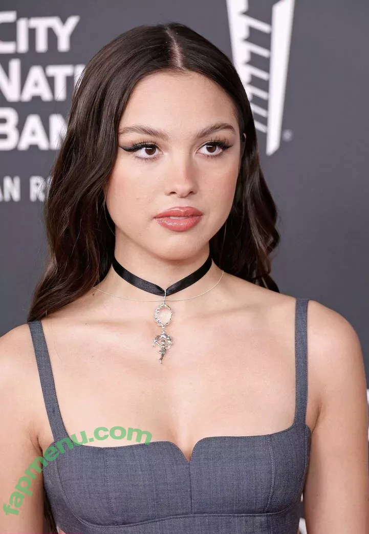 Olivia Rodrigo nude photo #0934 (oliviarodrigo)