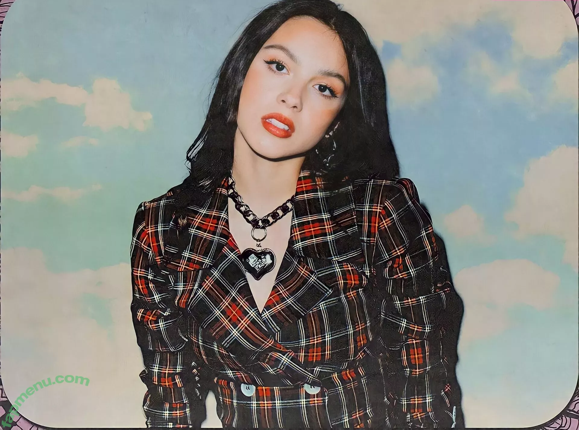 Olivia Rodrigo nude photo #0979 (oliviarodrigo)