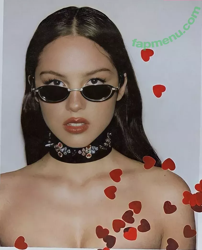 Olivia Rodrigo nude photo #0981 (oliviarodrigo)