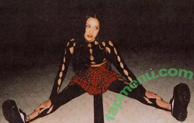 Olivia Rodrigo nude photo #0982 (oliviarodrigo)