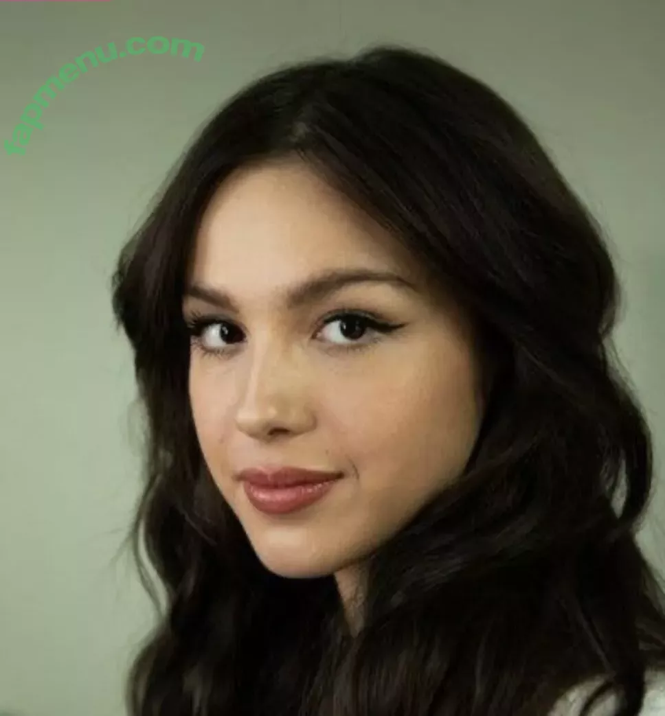 Olivia Rodrigo nude photo #0989 (oliviarodrigo)