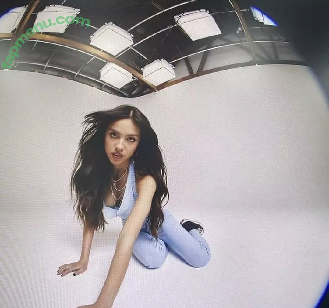 Olivia Rodrigo nude photo #0994 (oliviarodrigo)