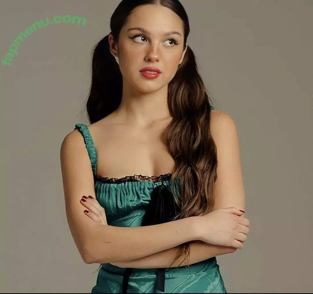 Olivia Rodrigo nude photo #0996 (oliviarodrigo)