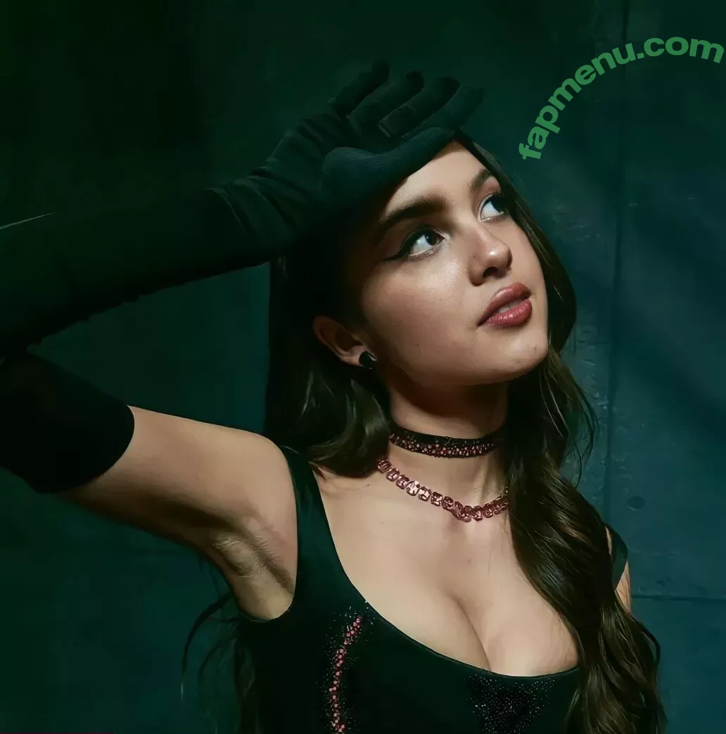 Olivia Rodrigo nude photo #0999 (oliviarodrigo)