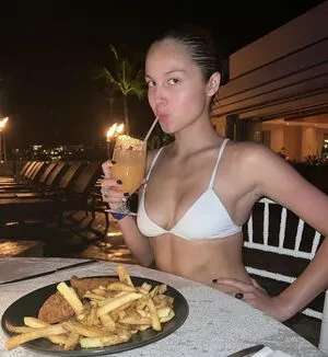 Olivia Rodrigo / oliviarodrigo nude photo #1384
