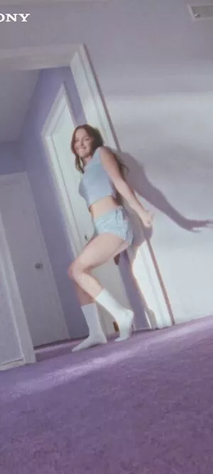 Olivia Rodrigo / oliviarodrigo nude photo #1595