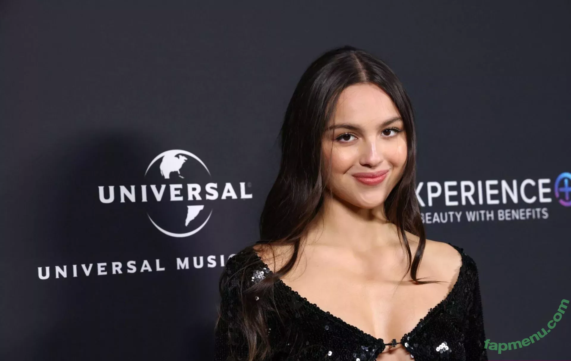 Olivia Rodrigo nude photo #1068 (oliviarodrigo)