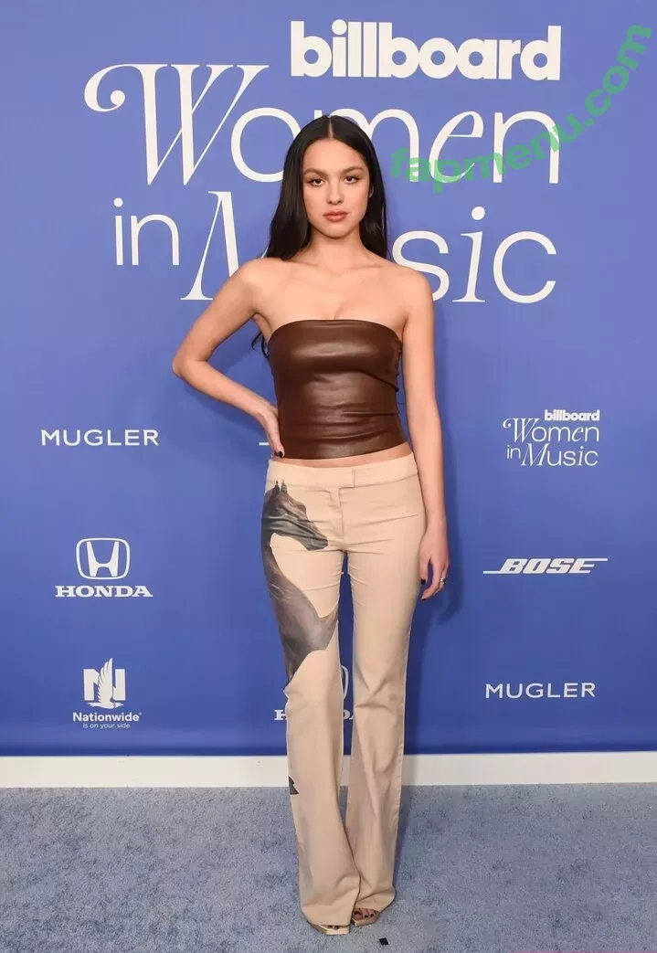 Olivia Rodrigo nude photo #1123 (oliviarodrigo)