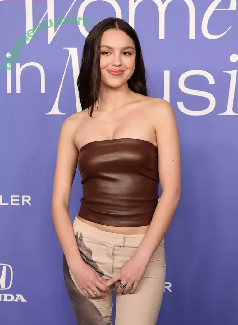 Olivia Rodrigo nude photo #1124 (oliviarodrigo)