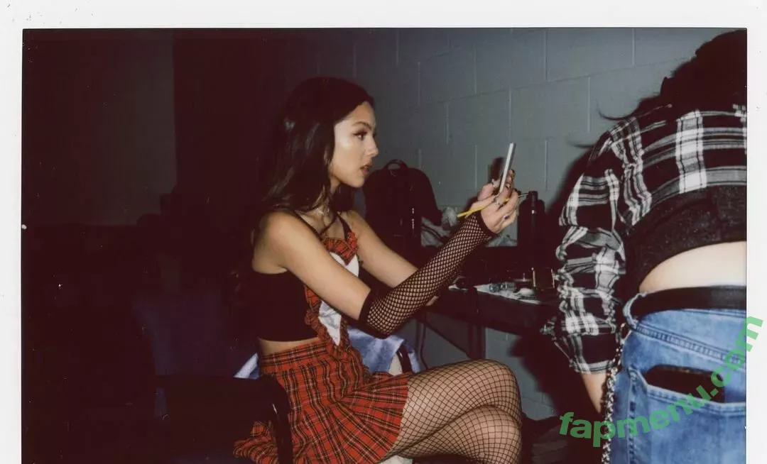 Olivia Rodrigo nude photo #1204 (oliviarodrigo)