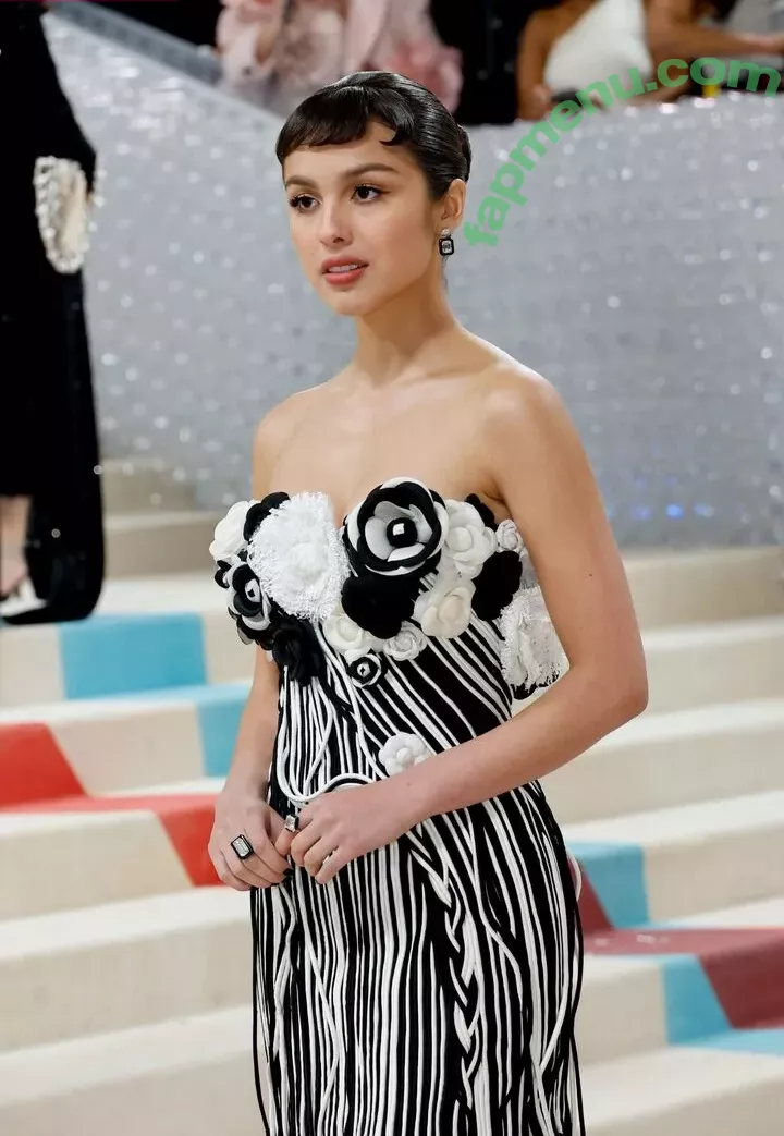 Olivia Rodrigo nude photo #1211 (oliviarodrigo)