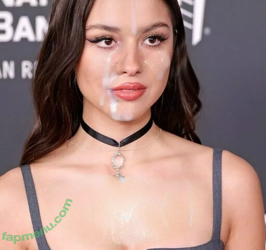 Olivia Rodrigo nude photo #1398 (oliviarodrigo)