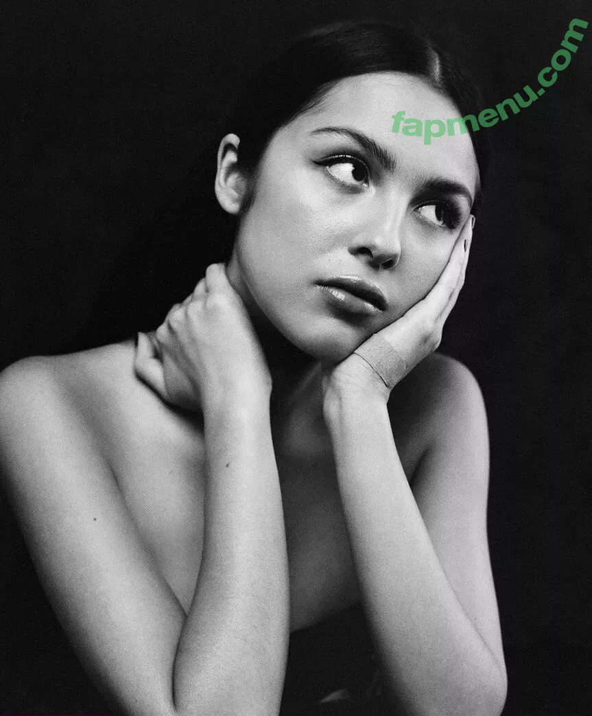 Olivia Rodrigo nude photo #1440 (oliviarodrigo)