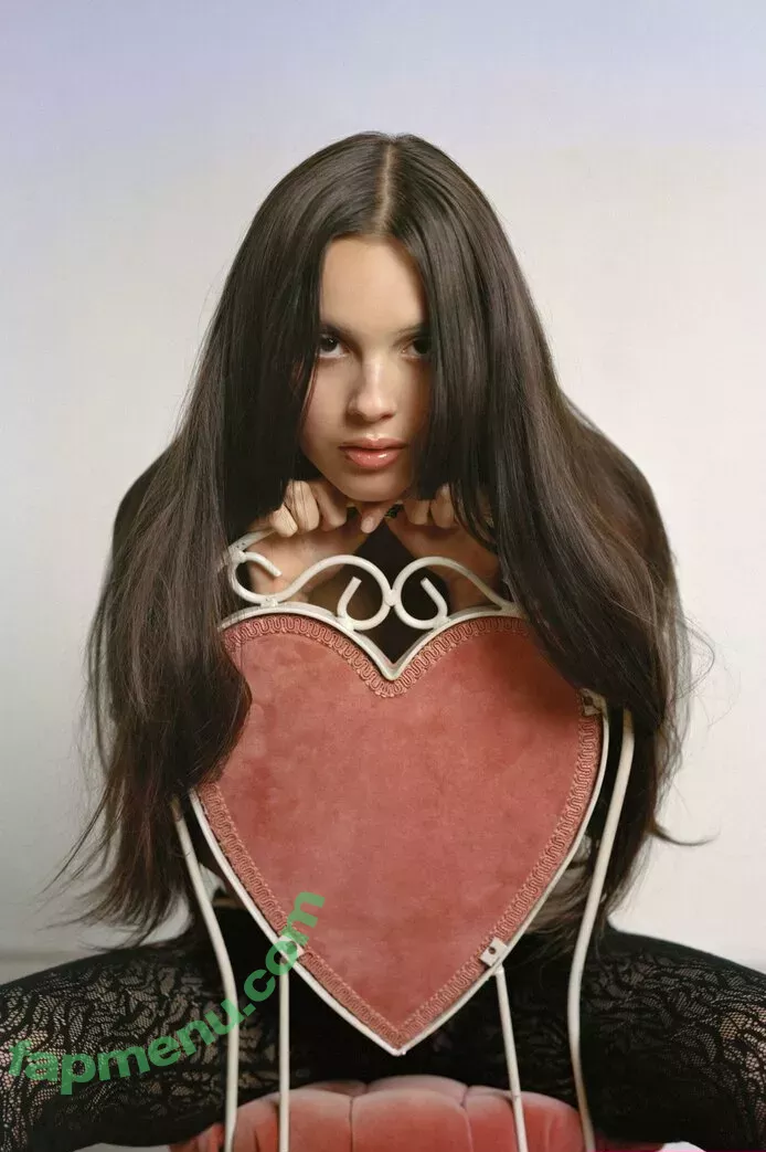 Olivia Rodrigo nude photo #1488 (oliviarodrigo)