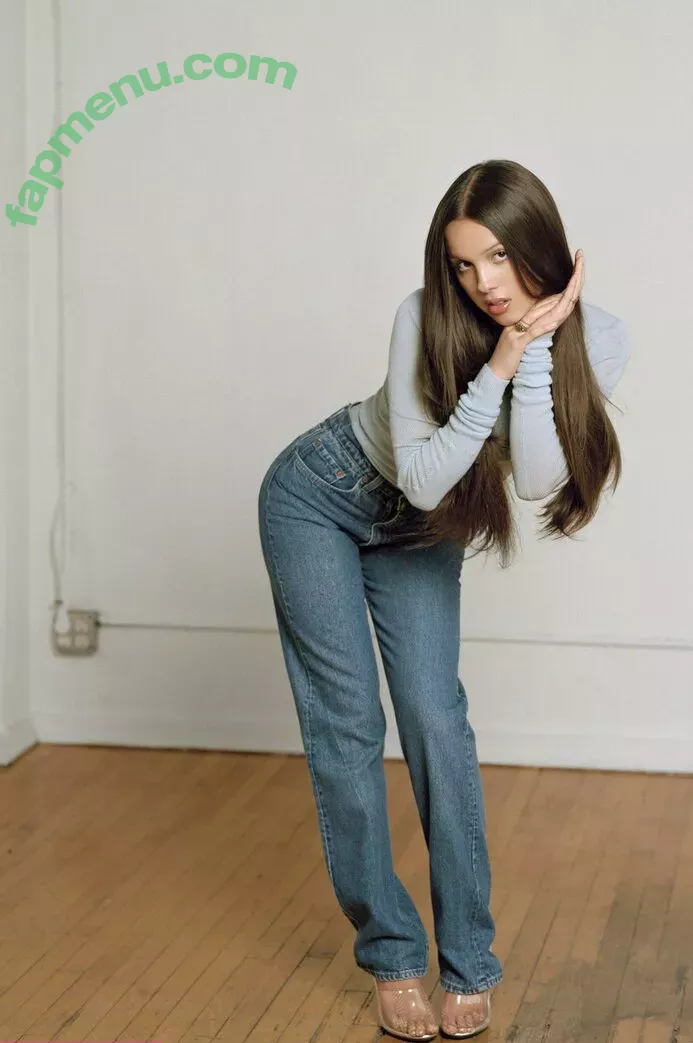 Olivia Rodrigo nude photo #1489 (oliviarodrigo)
