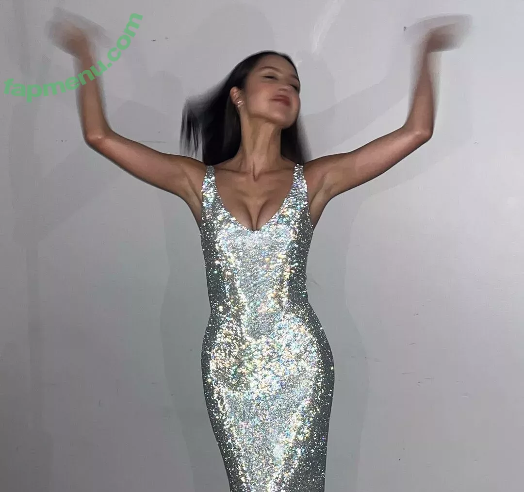 Olivia Rodrigo nude photo #1508 (oliviarodrigo)