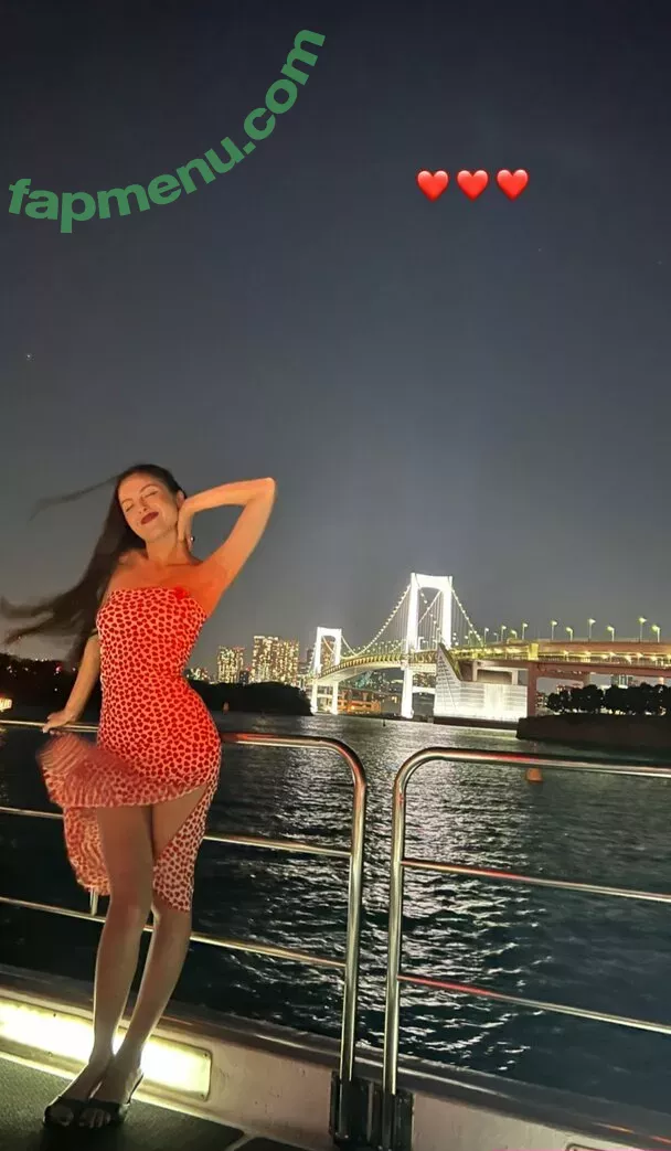 Olivia Rodrigo nude photo #1556 (oliviarodrigo)