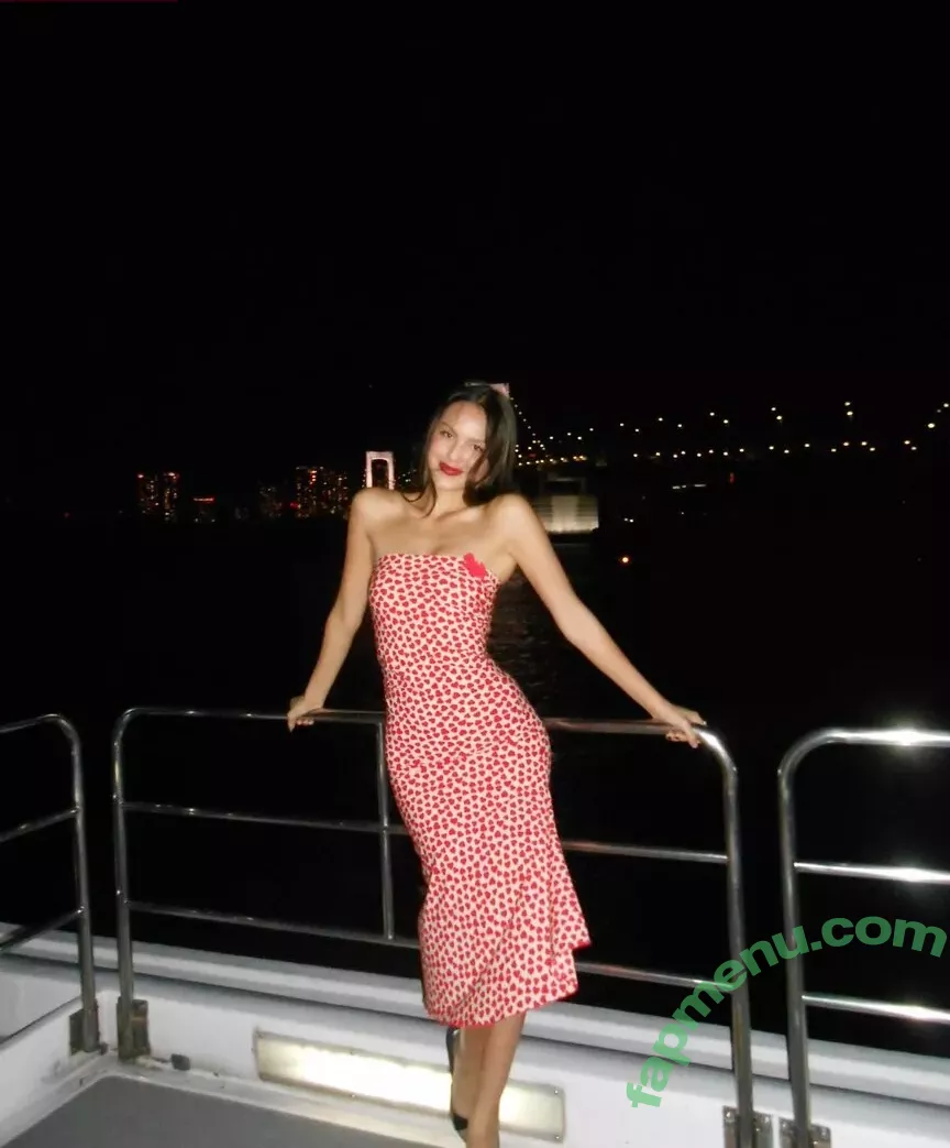 Olivia Rodrigo nude photo #1558 (oliviarodrigo)