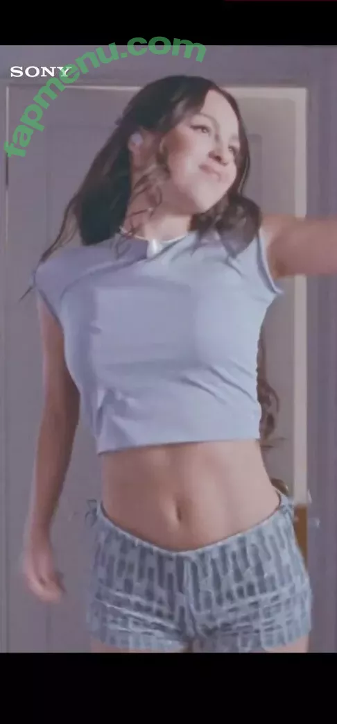 Olivia Rodrigo nude photo #1575 (oliviarodrigo)