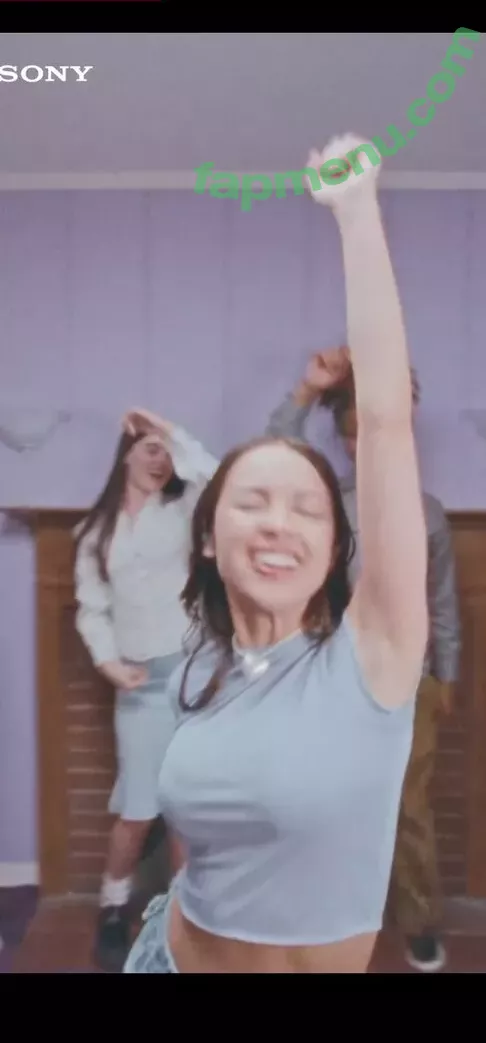 Olivia Rodrigo nude photo #1631 (oliviarodrigo)