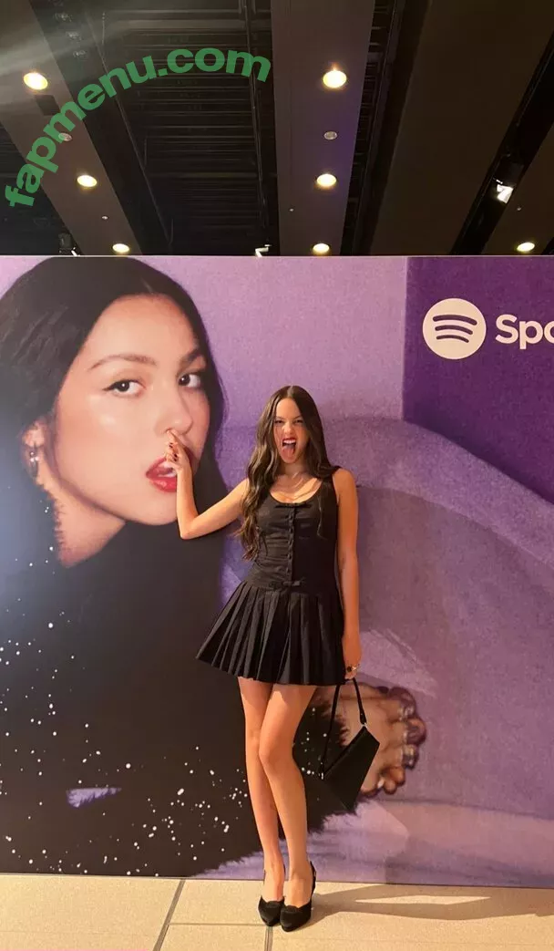 Olivia Rodrigo nude photo #1633 (oliviarodrigo)