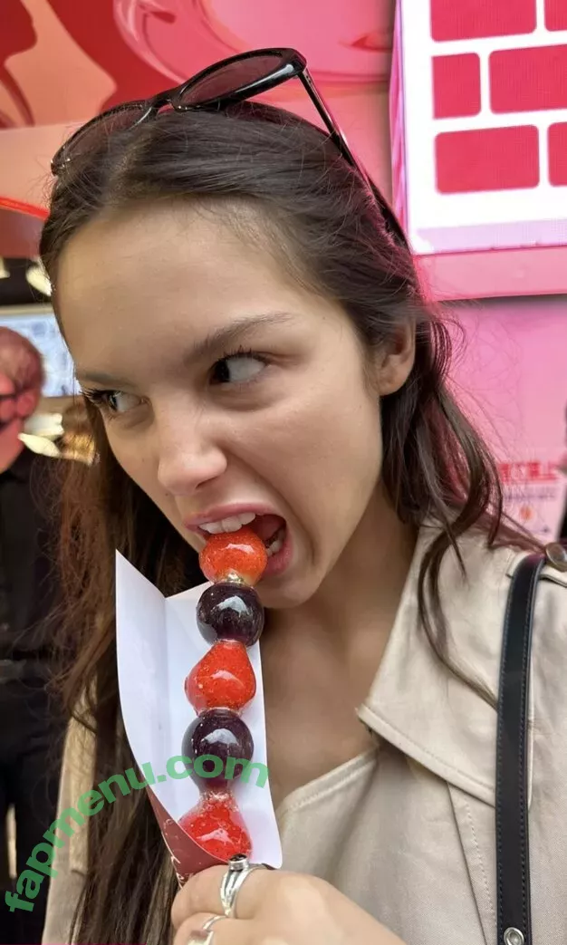 Olivia Rodrigo nude photo #1645 (oliviarodrigo)