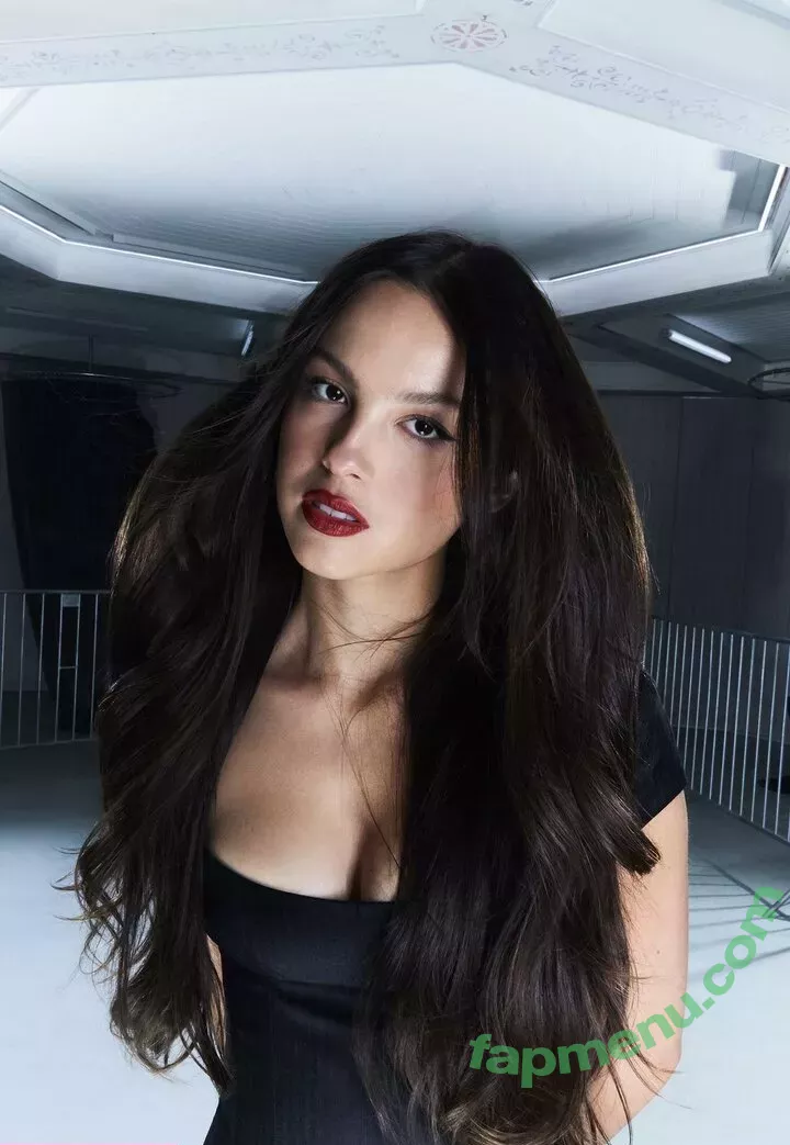 Olivia Rodrigo nude photo #1660 (oliviarodrigo)