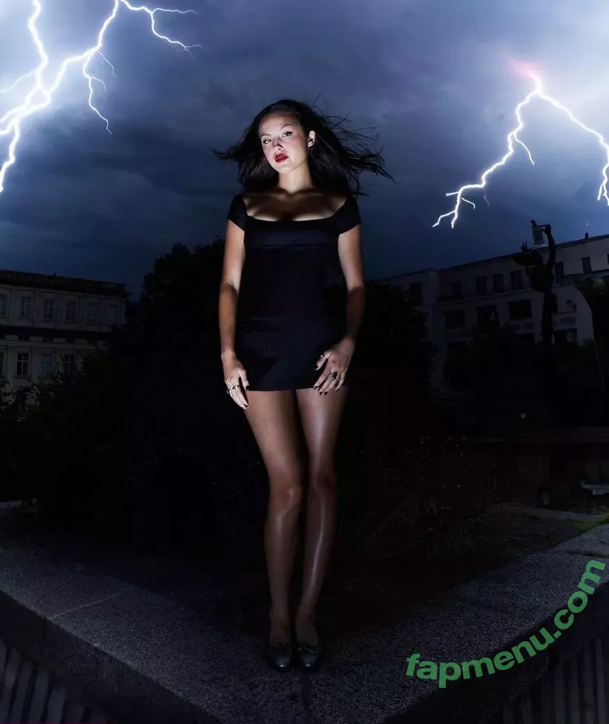 Olivia Rodrigo nude photo #1677 (oliviarodrigo)