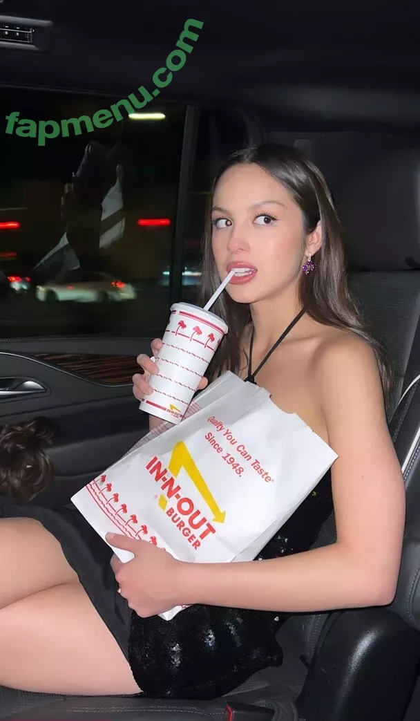 Olivia Rodrigo nude photo #1685 (oliviarodrigo)