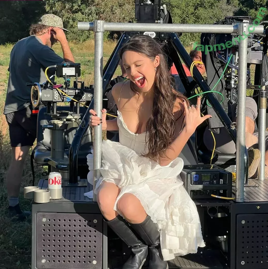 Olivia Rodrigo nude photo #1769 (oliviarodrigo)